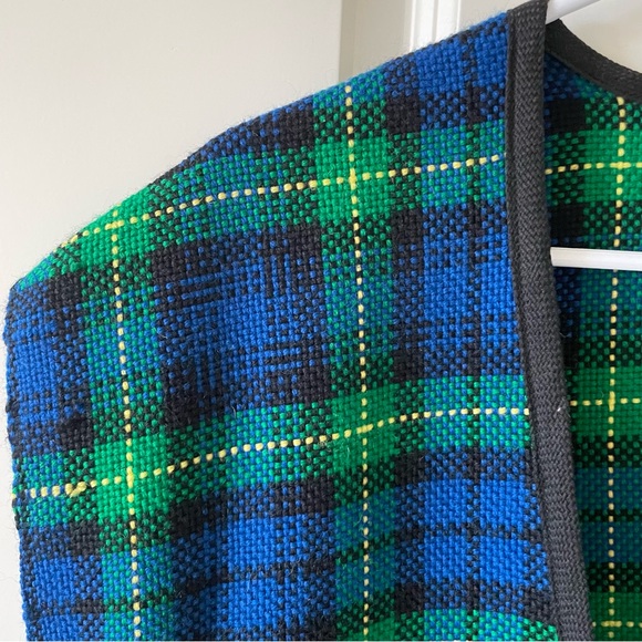 Vintage The Wheelers Hand Woven Plaid Fringed Green Blue Vest - Picture 4 of 10